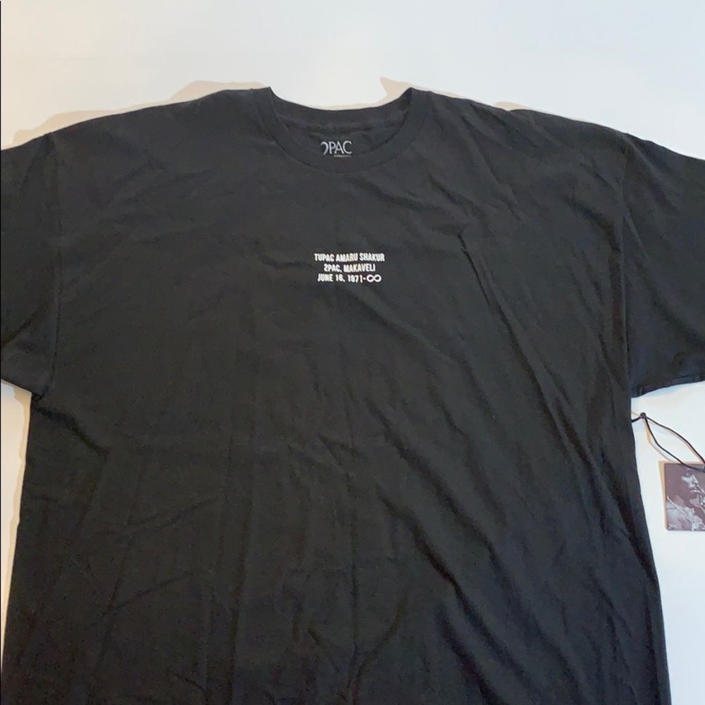 New 2Pac tee in black